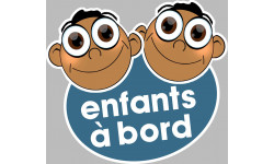 enfants à bord garçons méditerranéens - 15x13,5cm - Autocollant(sticker)